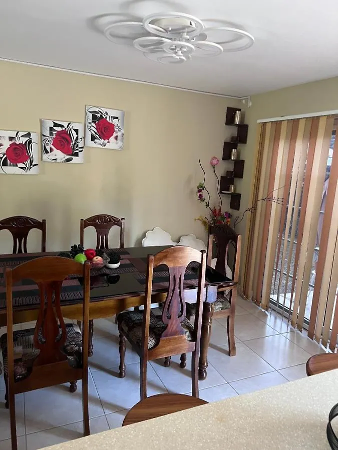 Appartement Comfort Rest Ocho Ríos